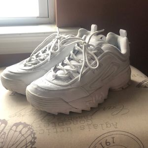 White filas sneakers *big kids 6 & is women 8*